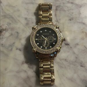 Geneva Gold men’s Watch with white and gold Dial